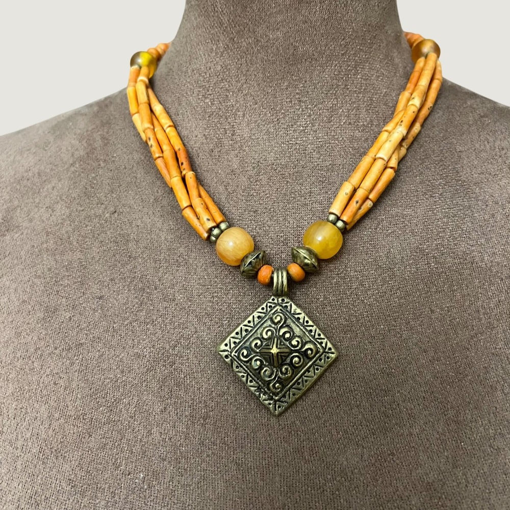 Vintage Orange Coral Bead Brass Diamond Pendant Necklace 18 Inch Ethno-chic